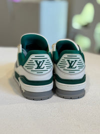 Tenis verde con blanco