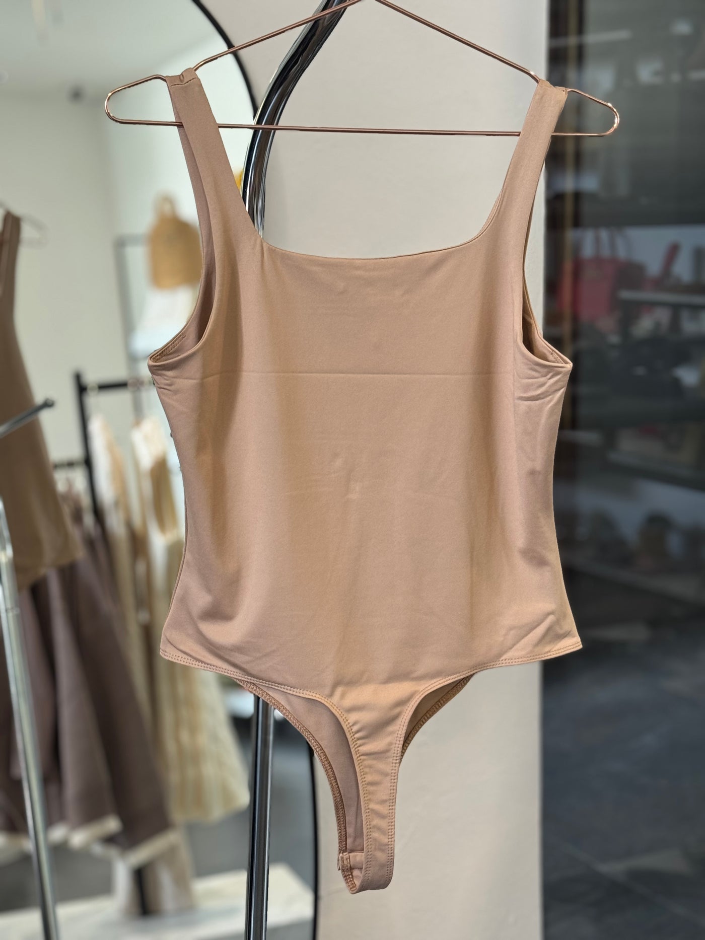 BODY COLOR PIEL
