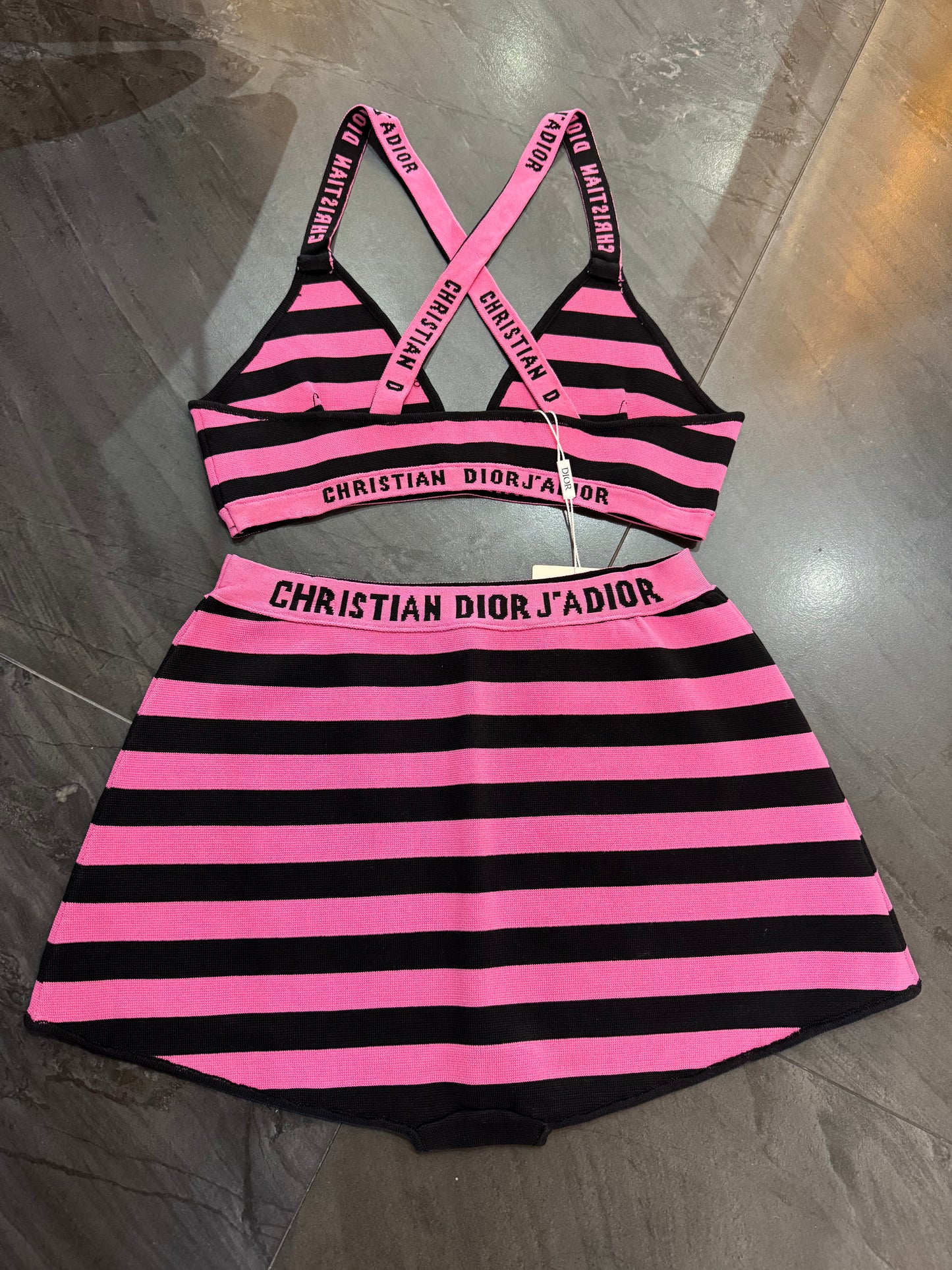 Traje de baño rayas negras D