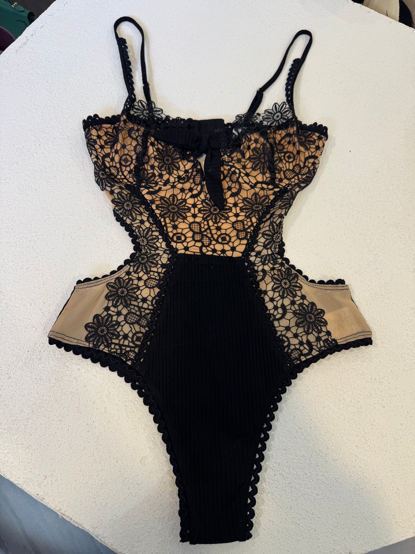 BODY ENCAJE