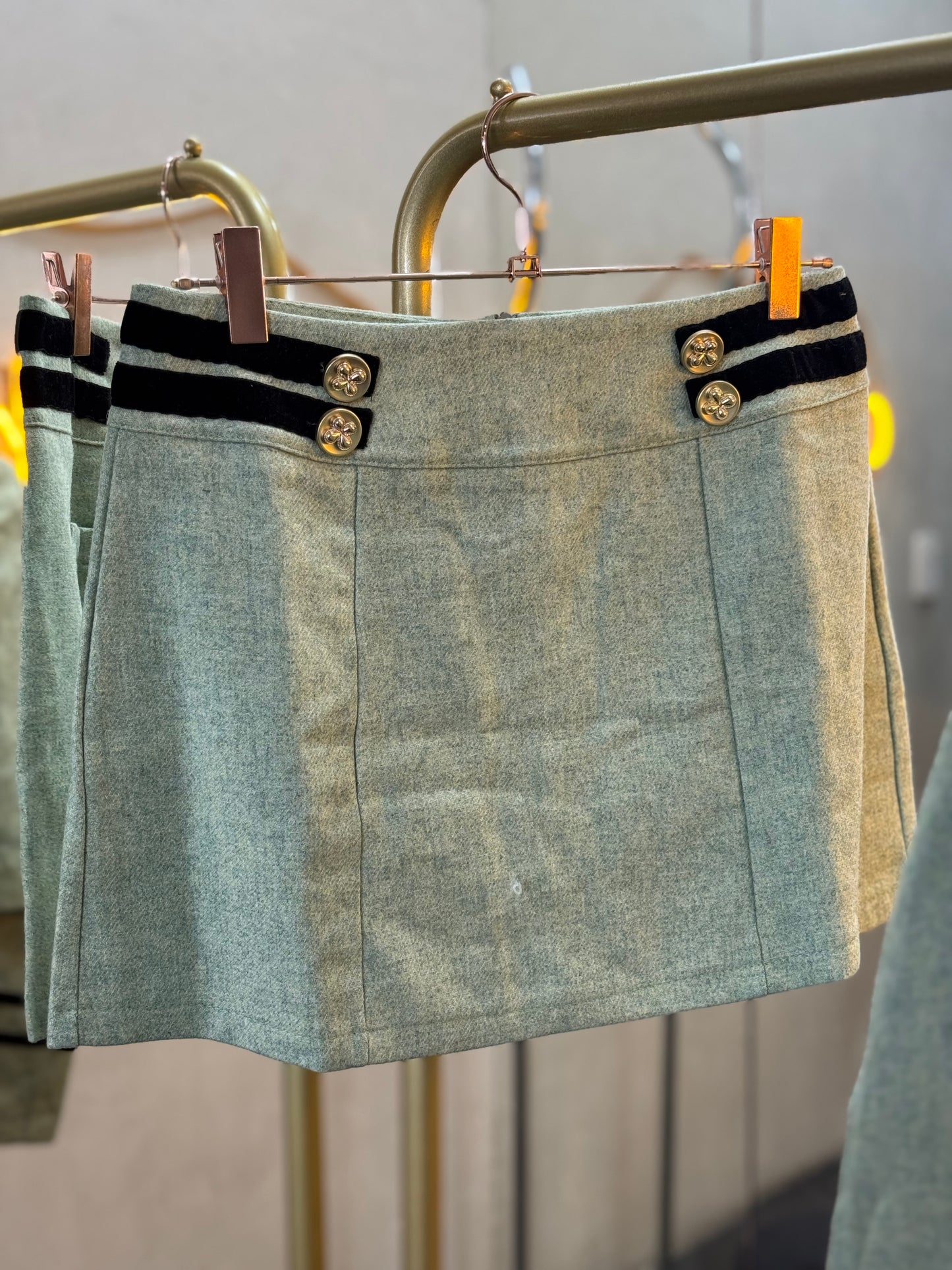 Set verde blazer y falda