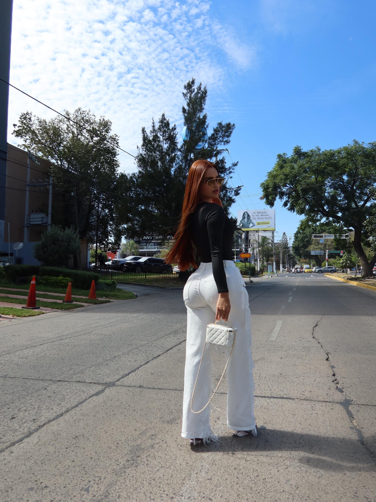 BODY NEGRO CON MANGA