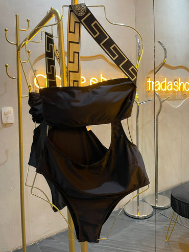 TRAJE DE BAÑO NEGRO VRS