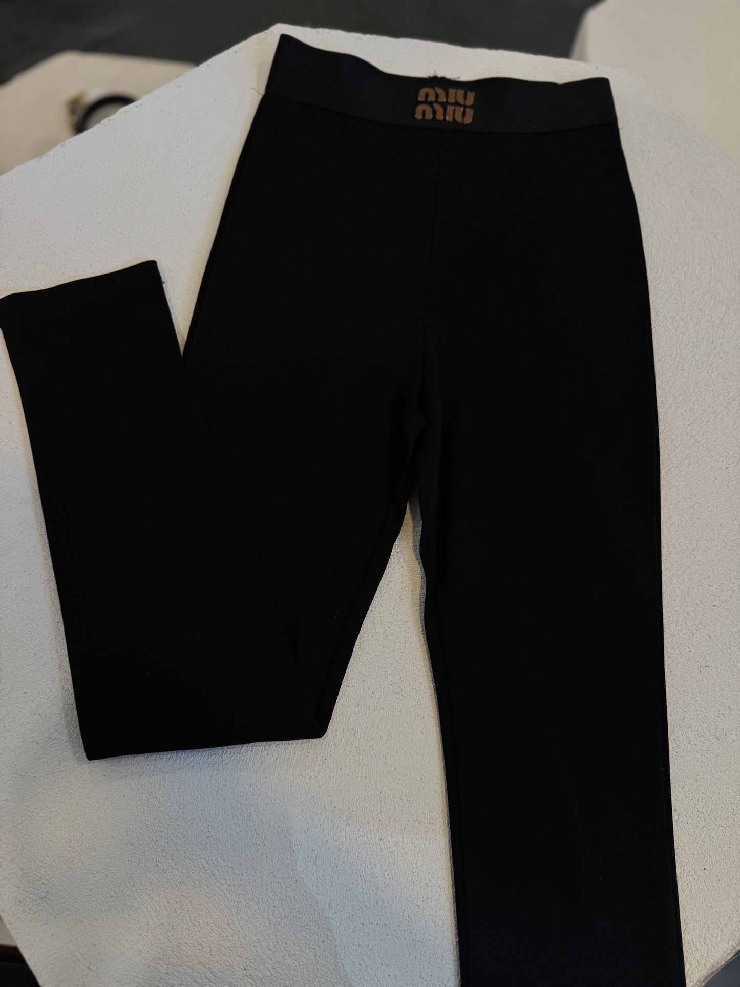 LEGGINS NEGRO MU MU C