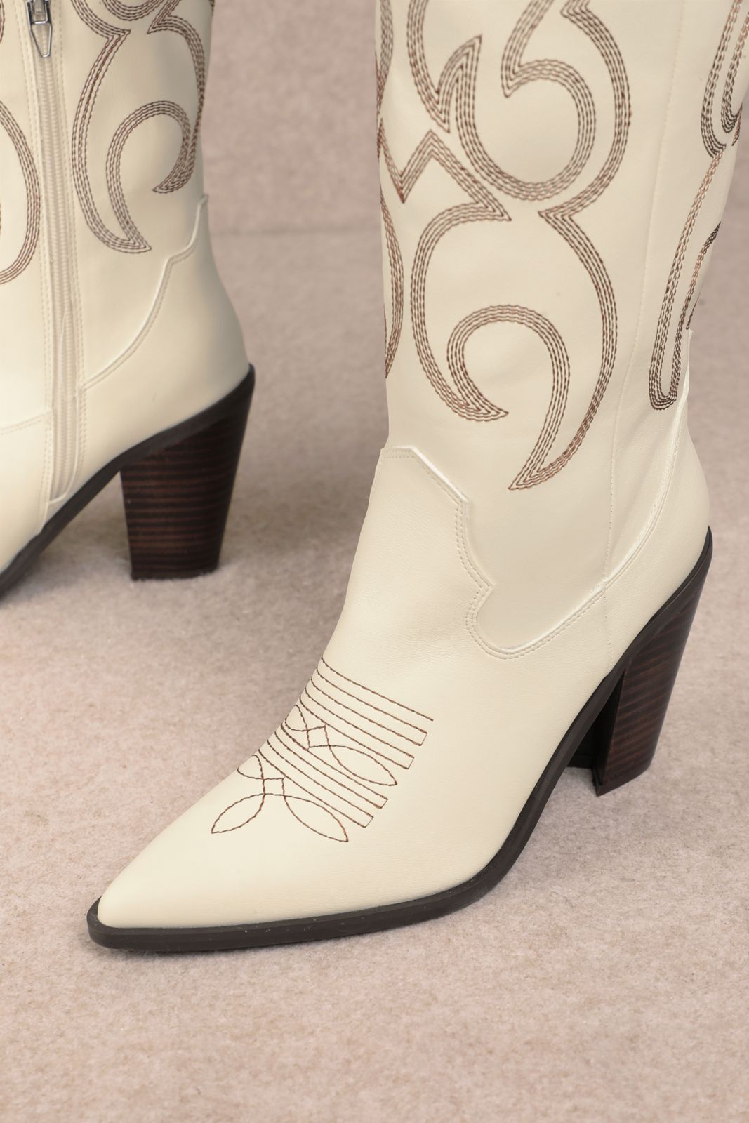 BOTA VAQUERA BLANCA IVY