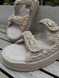 Sandalias camel