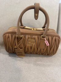Bolso café MUMU GND