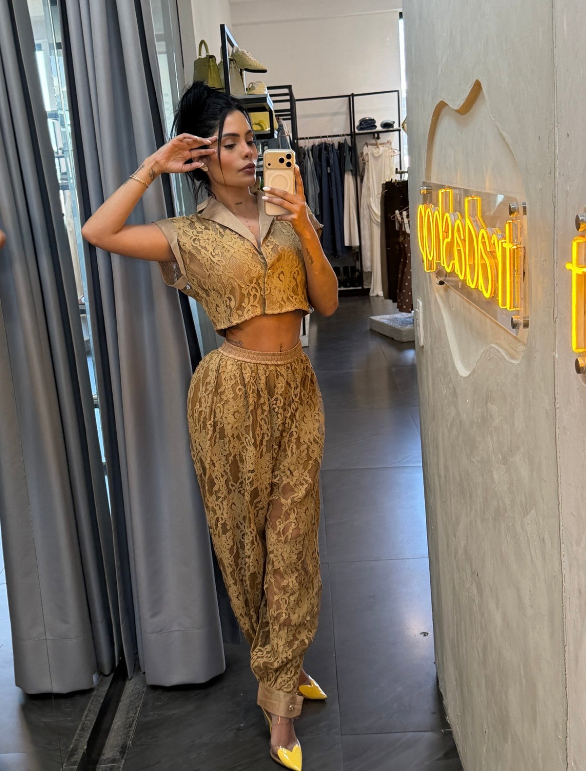 SET ANTONELLA