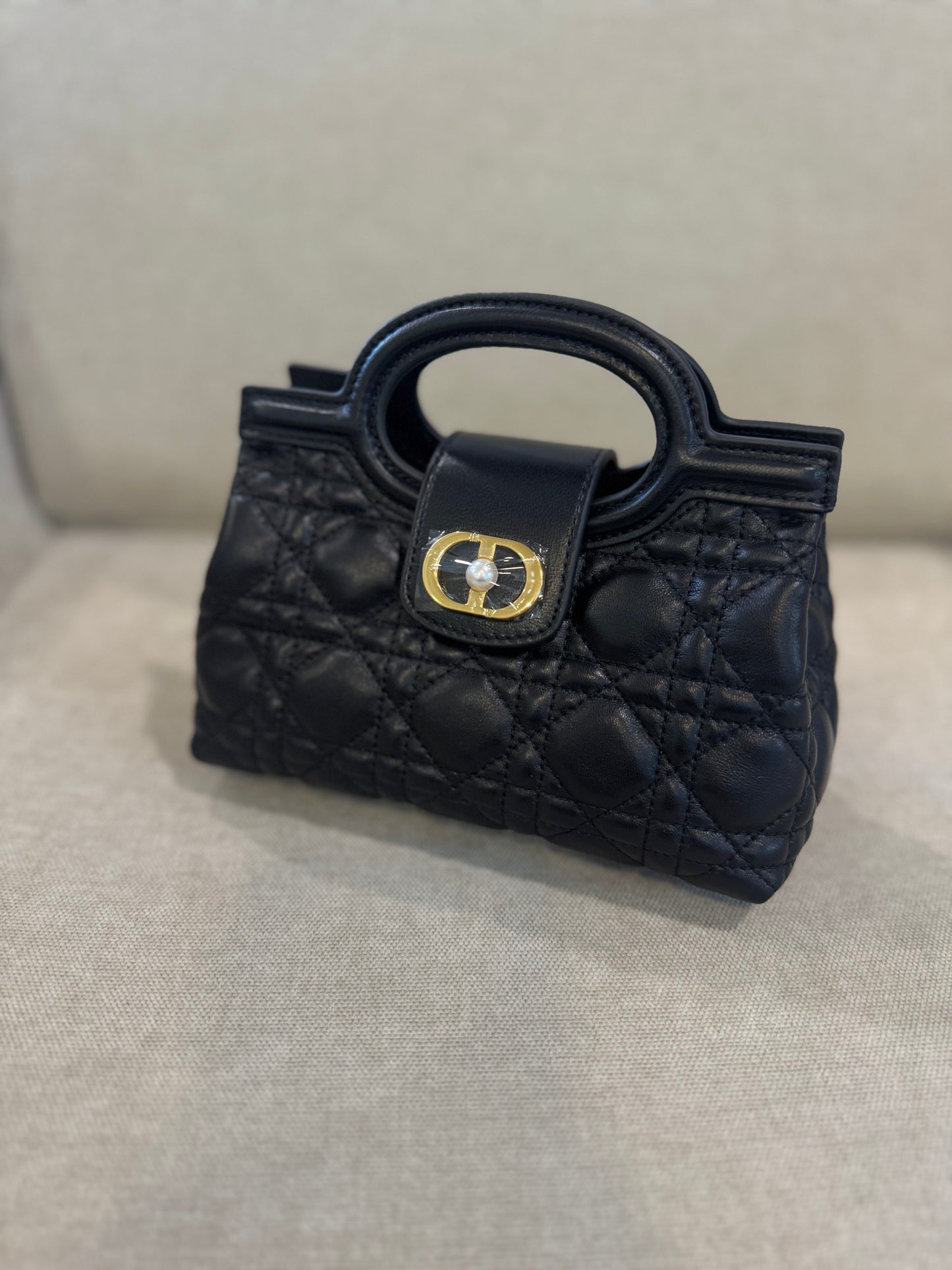 Bolso negro CD MNO