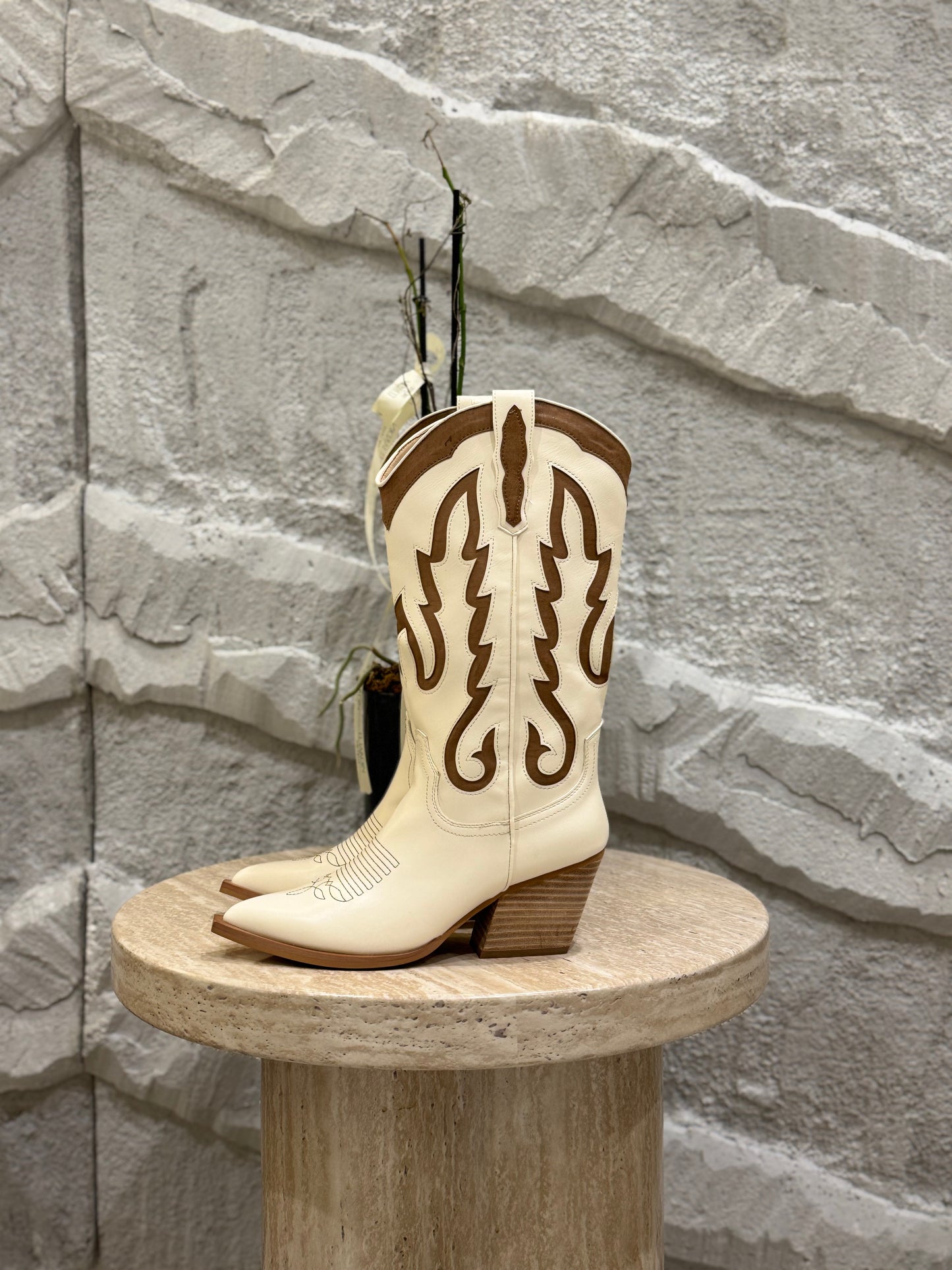 BOTA BLANCA IDA