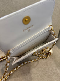 Cartera mini blanca CHNL