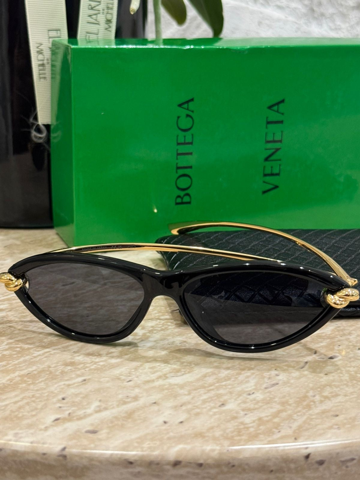 LENTES BV - DN