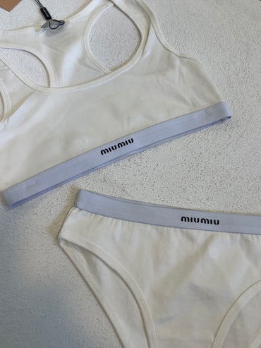 SET BLANCO TOP MU MU