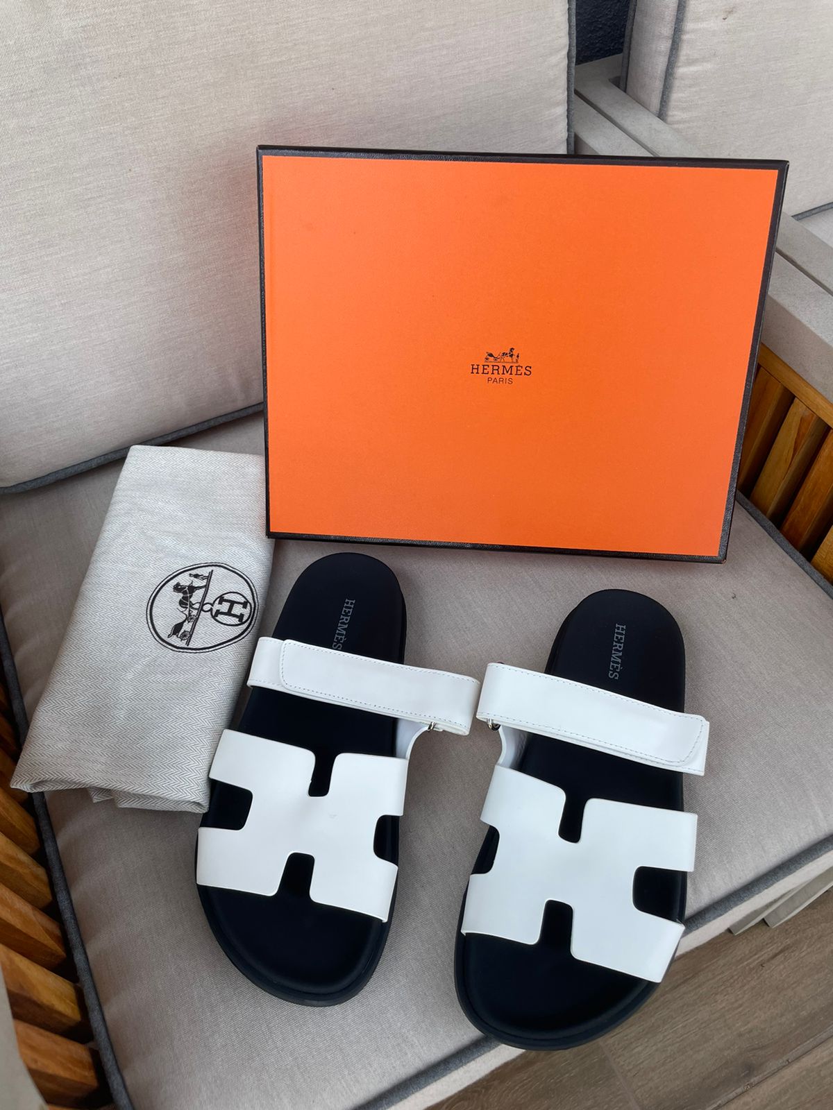 Sandalias Hermès blancas