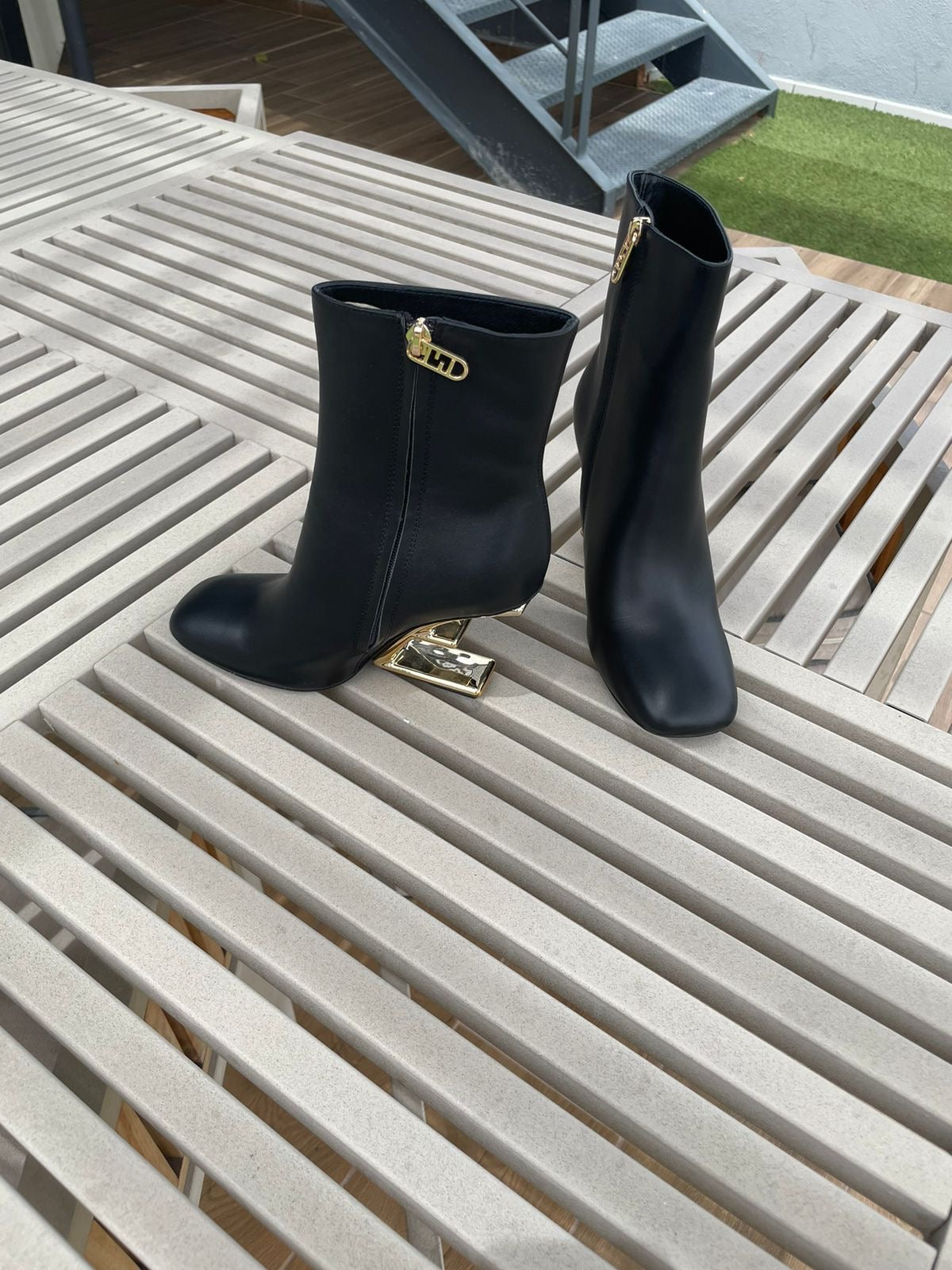 Botas Fendi