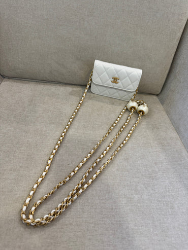 Cartera mini blanca CHNL