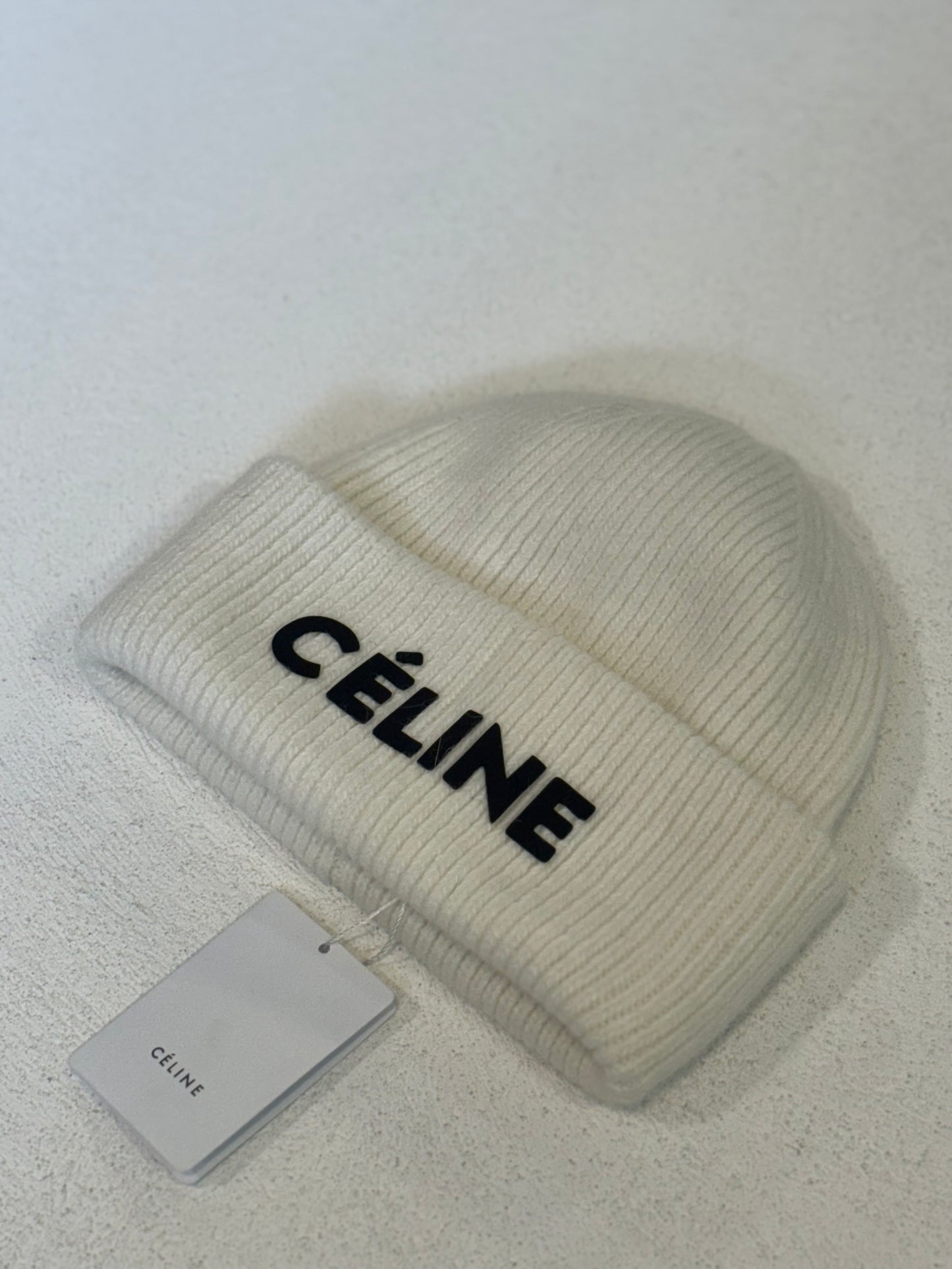 GORRO CNL BLANCO
