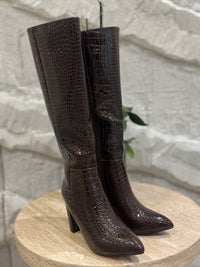 BOTA CHOCOLATE