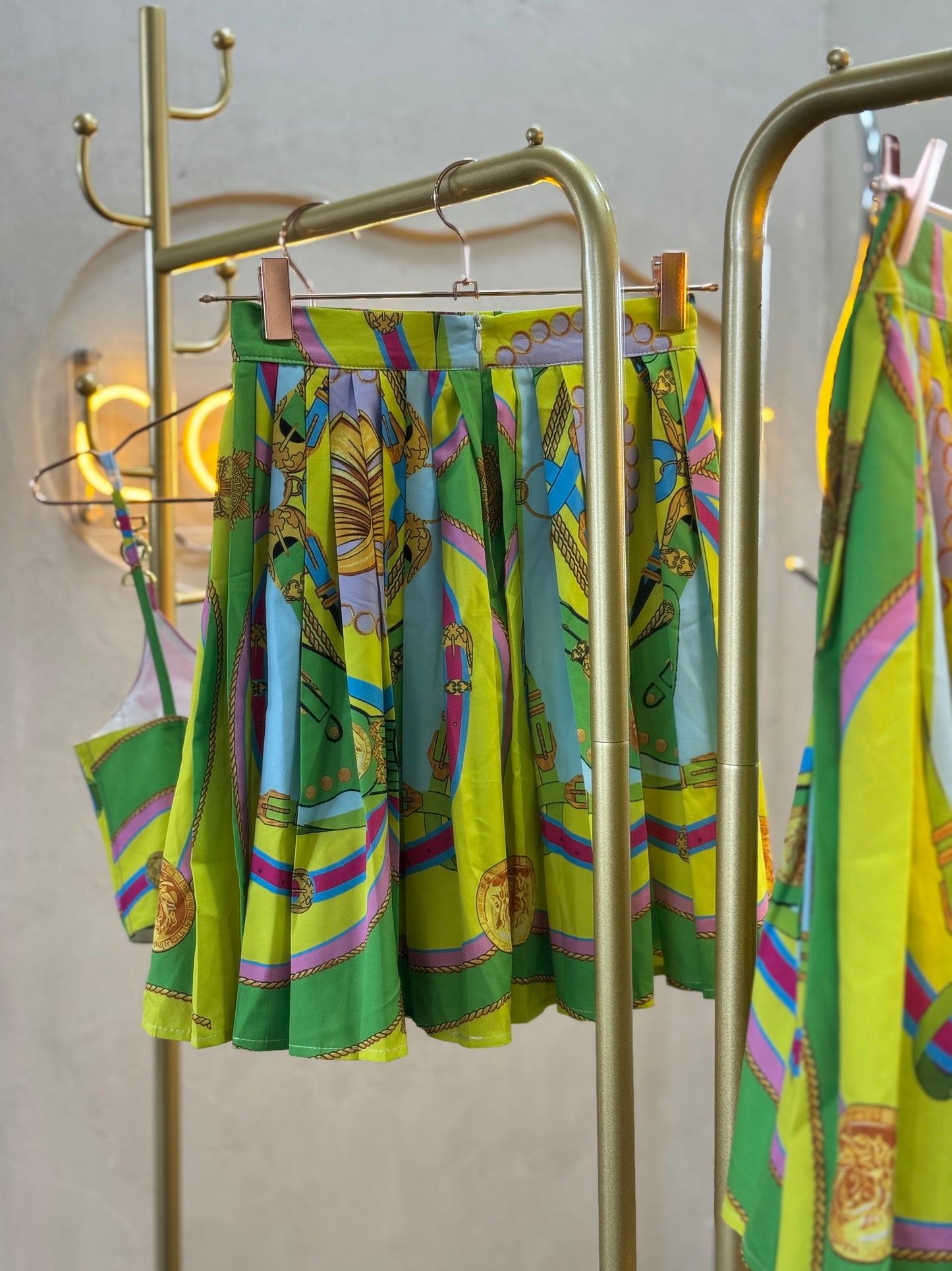 Set verde top y falda VS