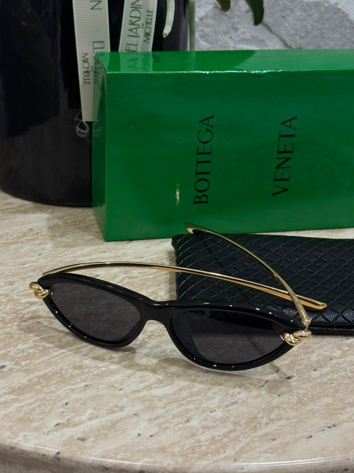 LENTES BV - DN