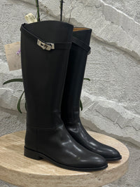 BOTA HRMS NEGRA
