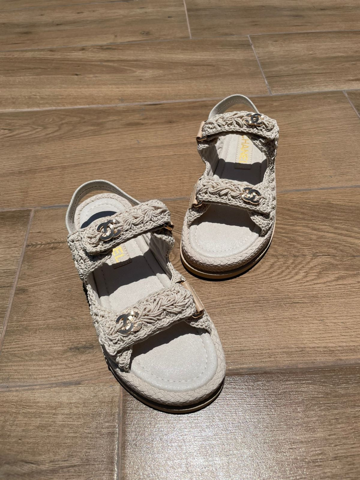 Sandalias camel