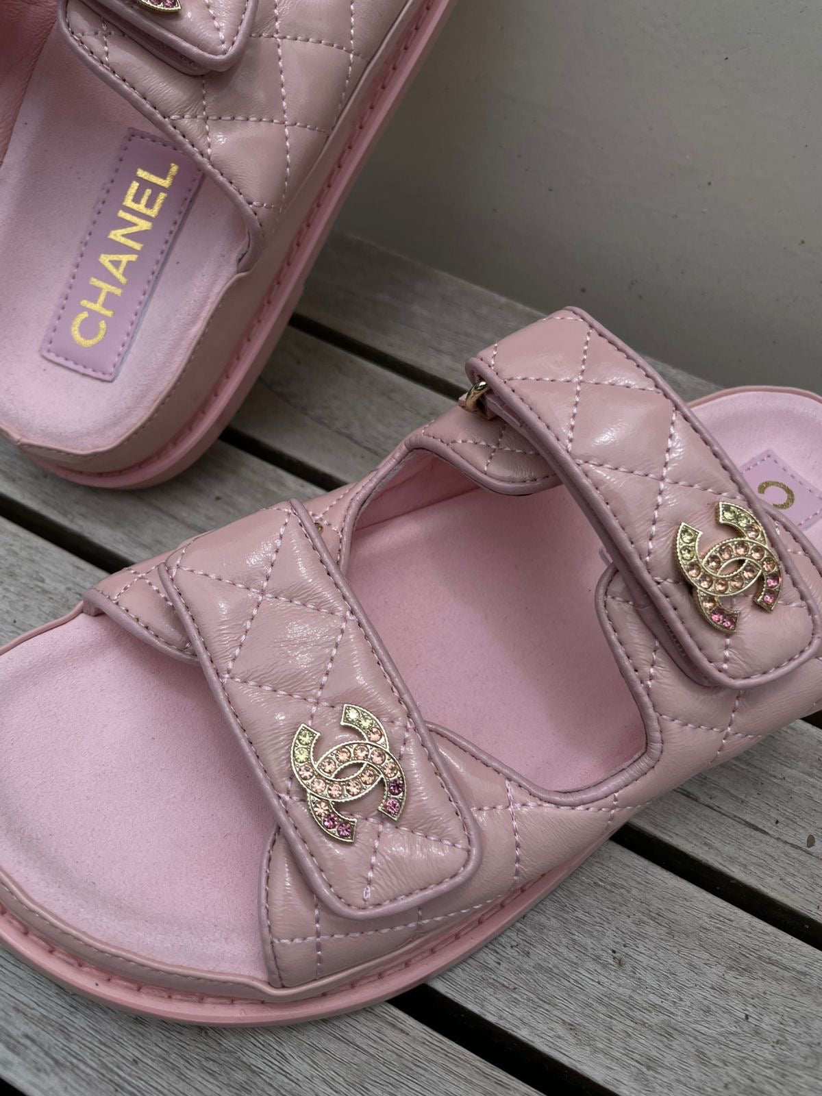 Sandalias rosas