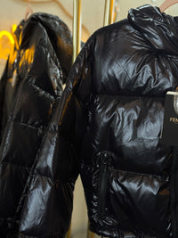 Chamarra negra corta FEN