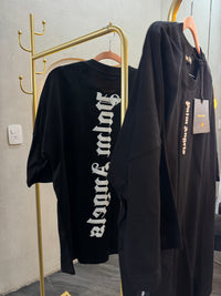 T- Shirt negra