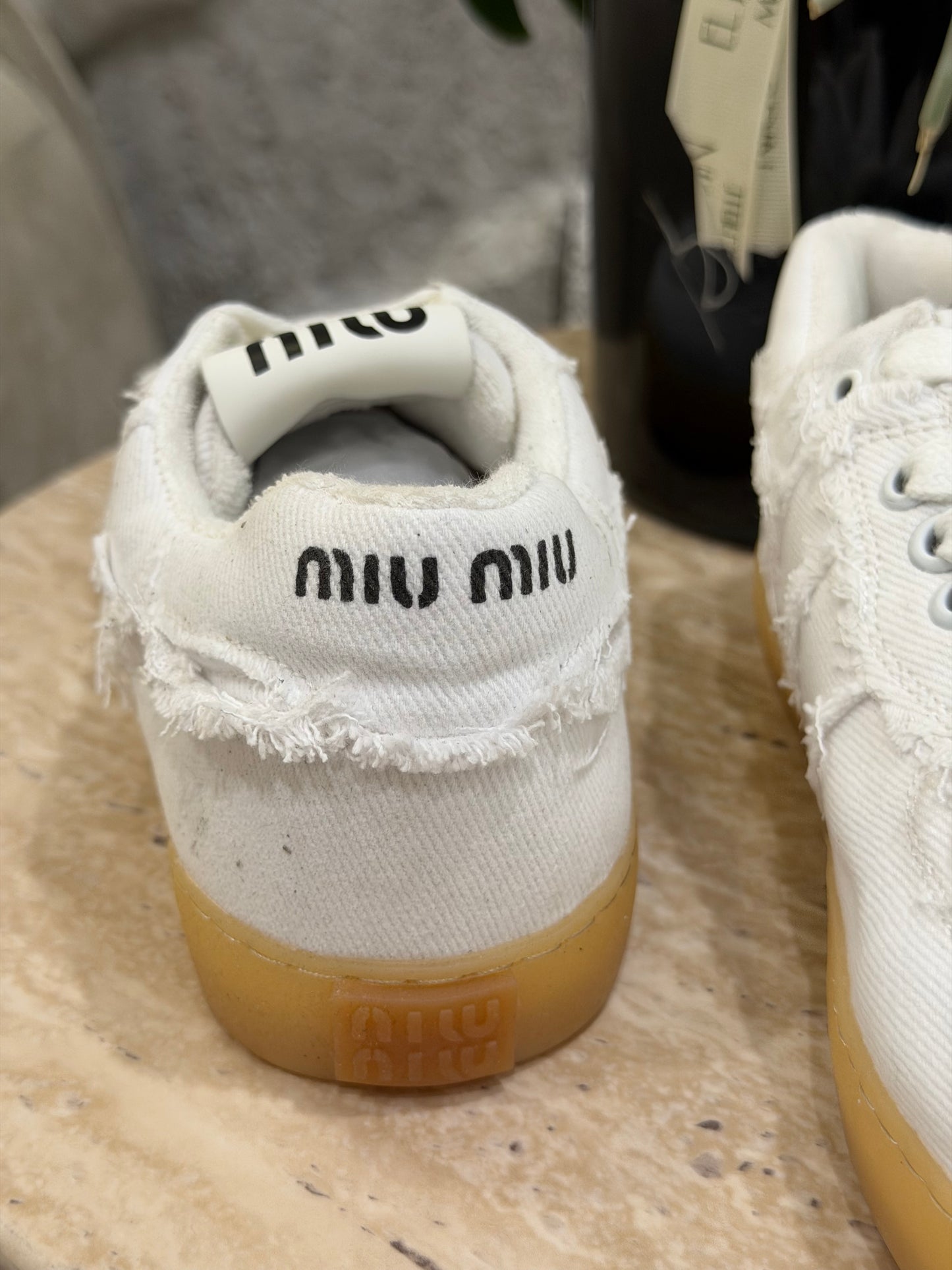 TENIS MU MU