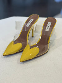 Zapatillas amarillas