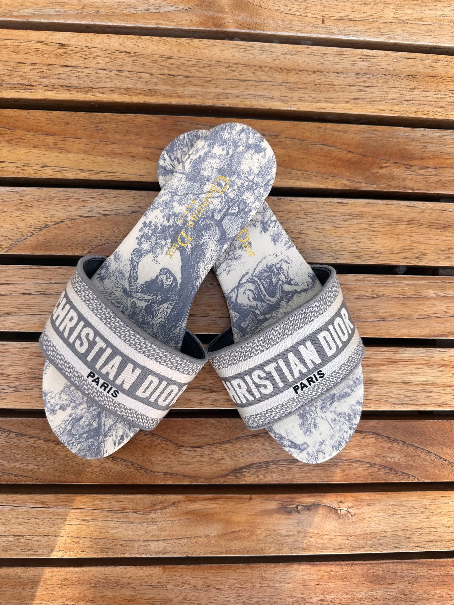 CD SAN GRIS MULE DWAY