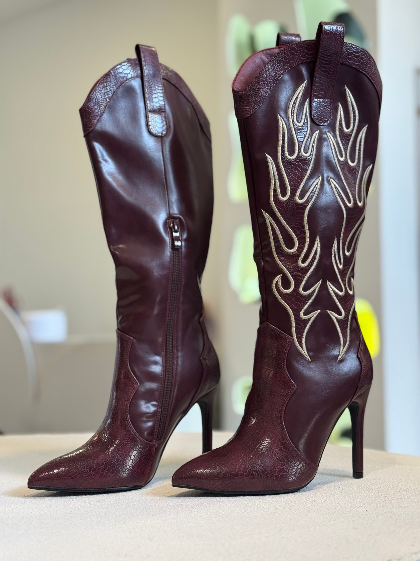 BOTA VAQUERA TINTA T AGUJA