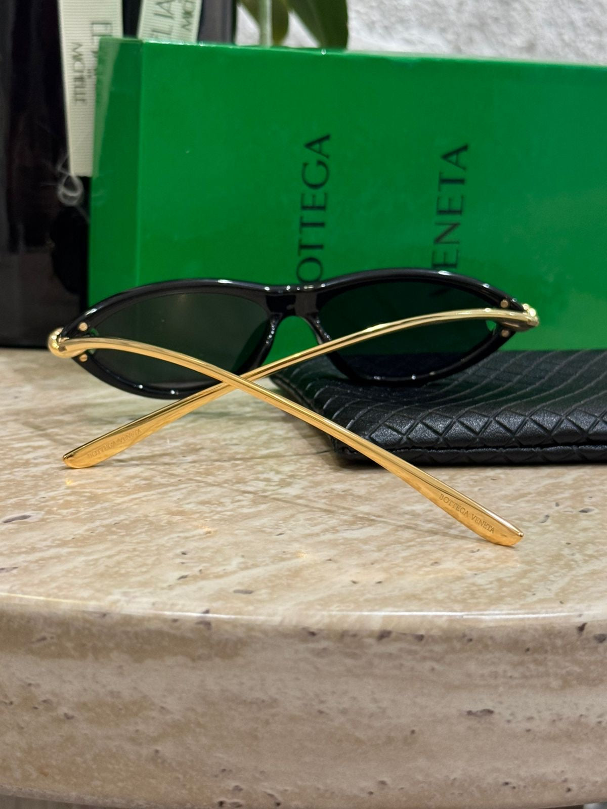 LENTES BV - DN