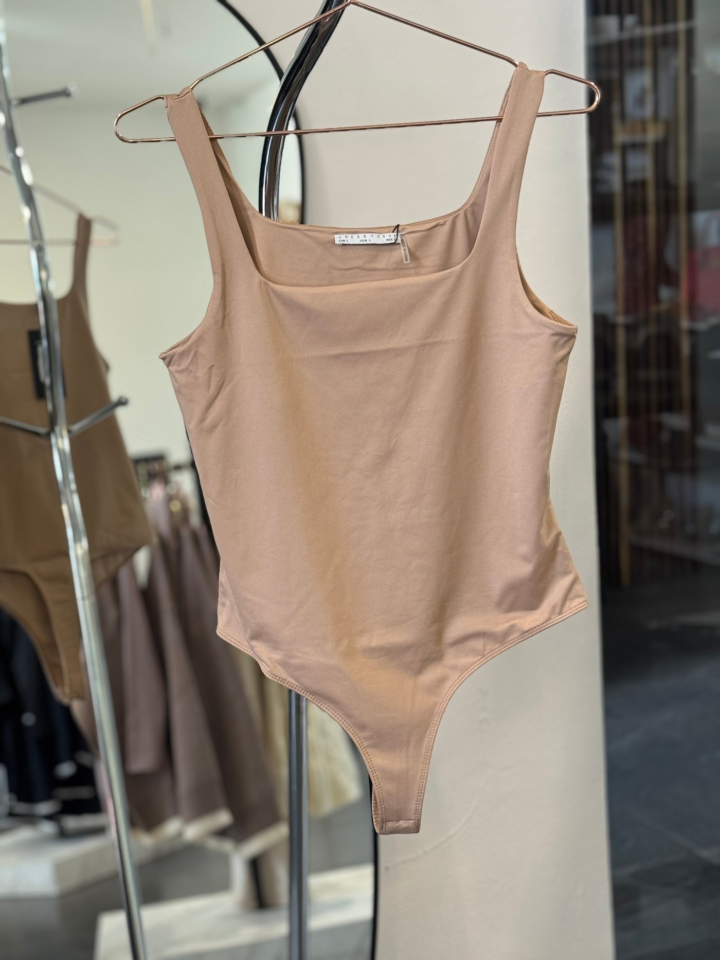 BODY COLOR PIEL