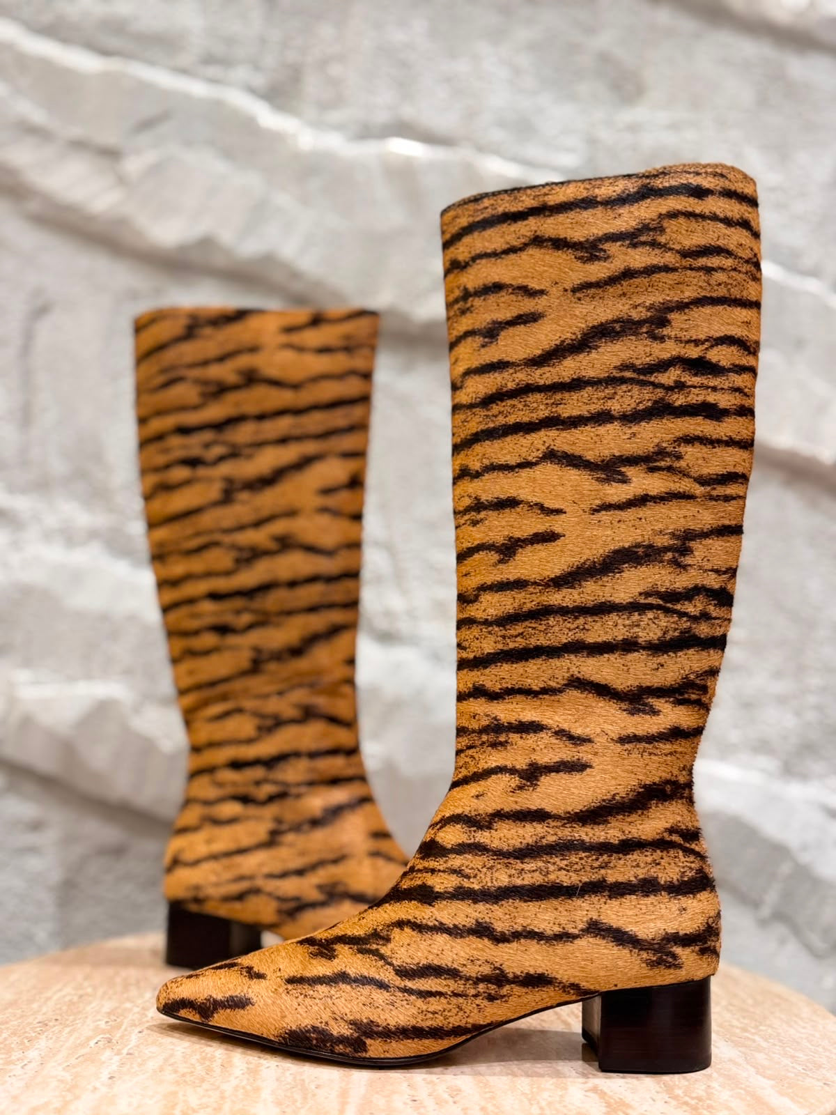 BOTA DE PIEL DE VACA