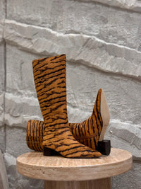 BOTA DE PIEL DE VACA