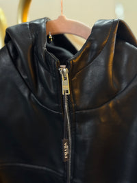 Chamarra negra piel PA