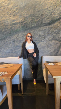 Set negro pantalón con camisa