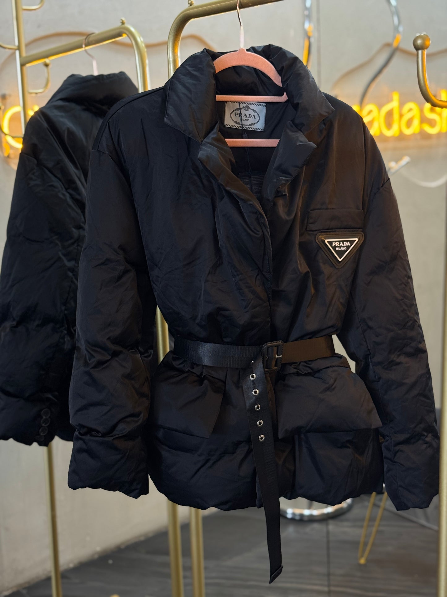 Chamarra negra gruesa PA