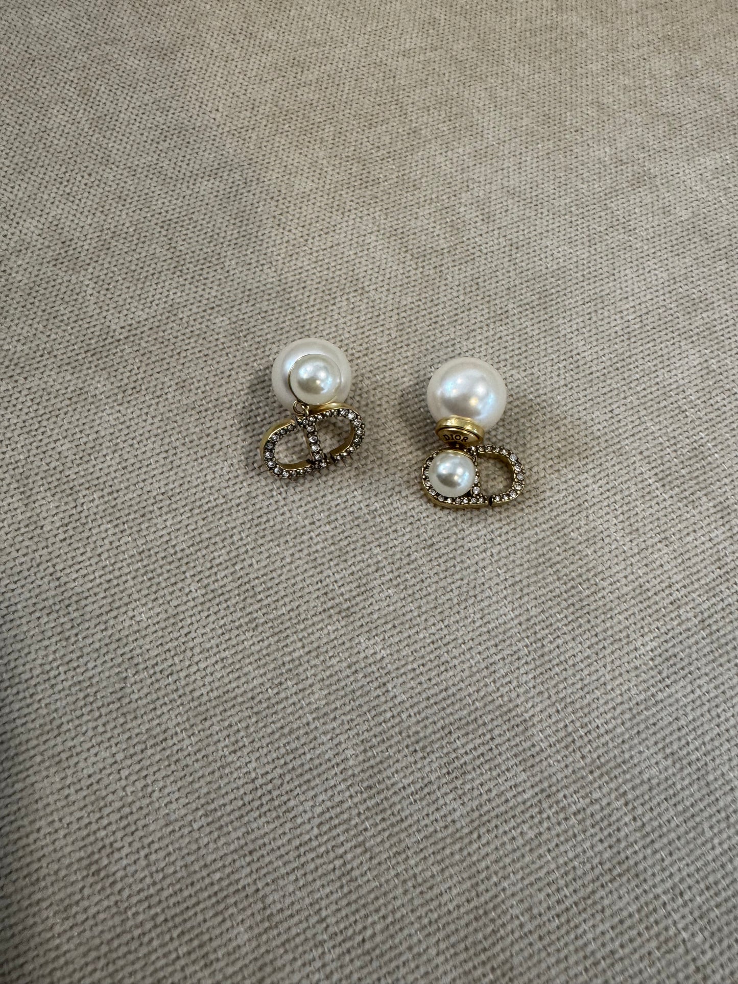 Aretes CD perla