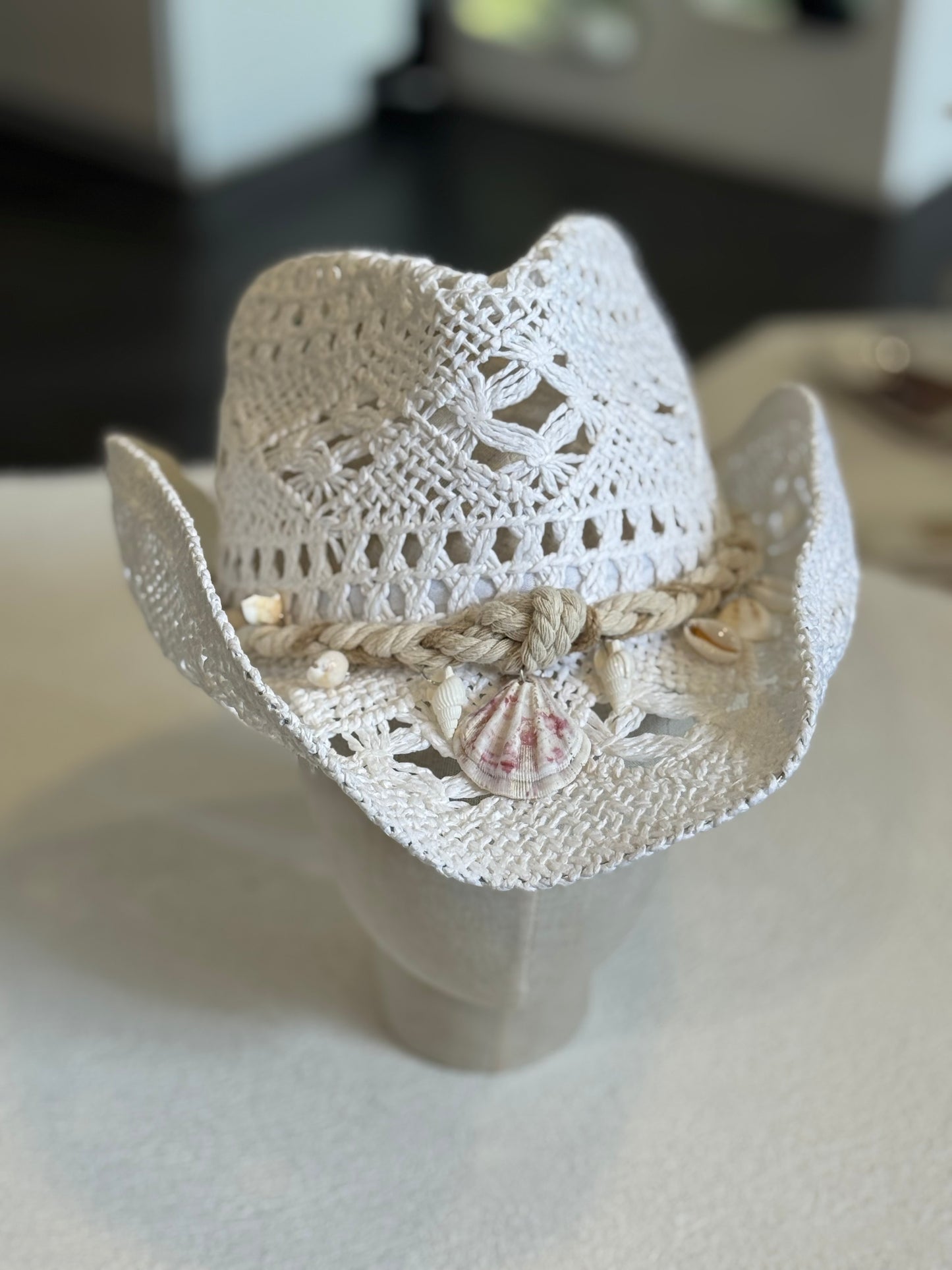 SOMBRERO BLANCO CONCHA GRANDE
