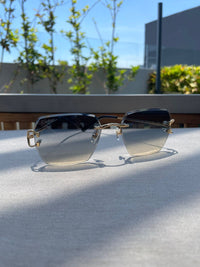 Lentes de sol azul