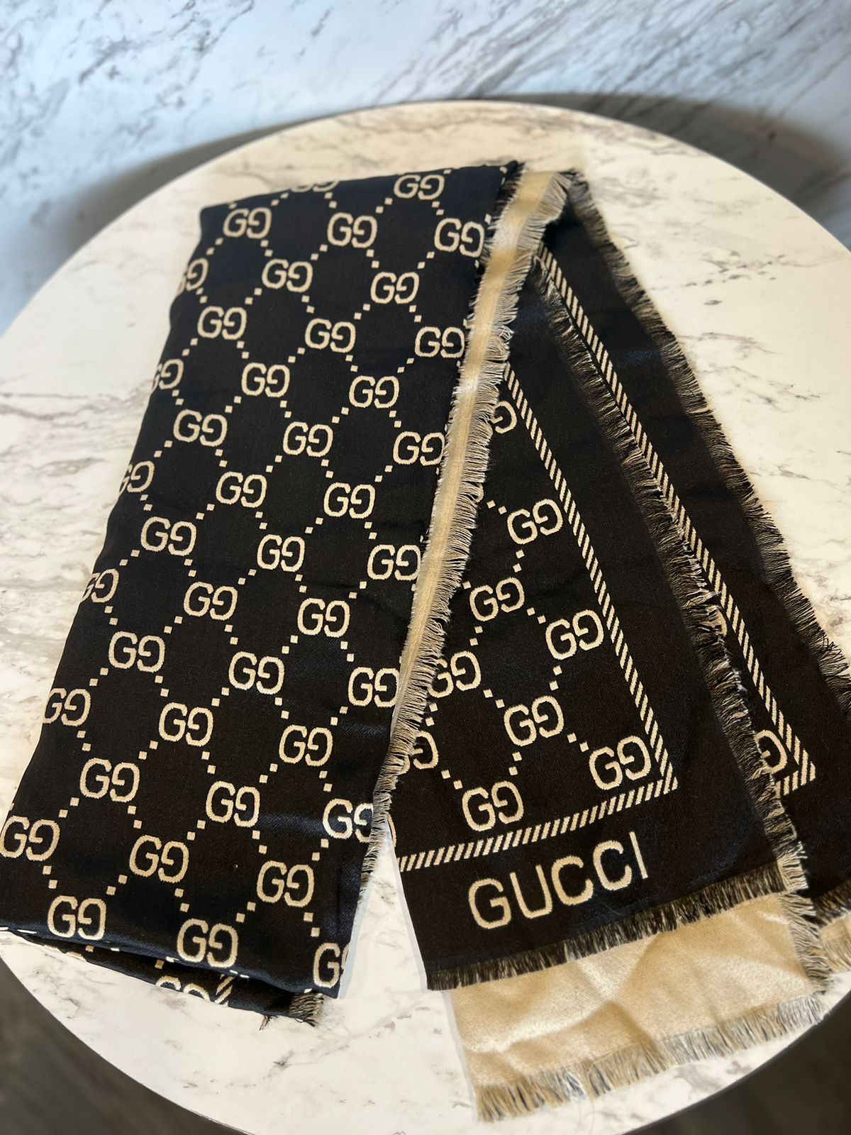 Bufanda Gucci