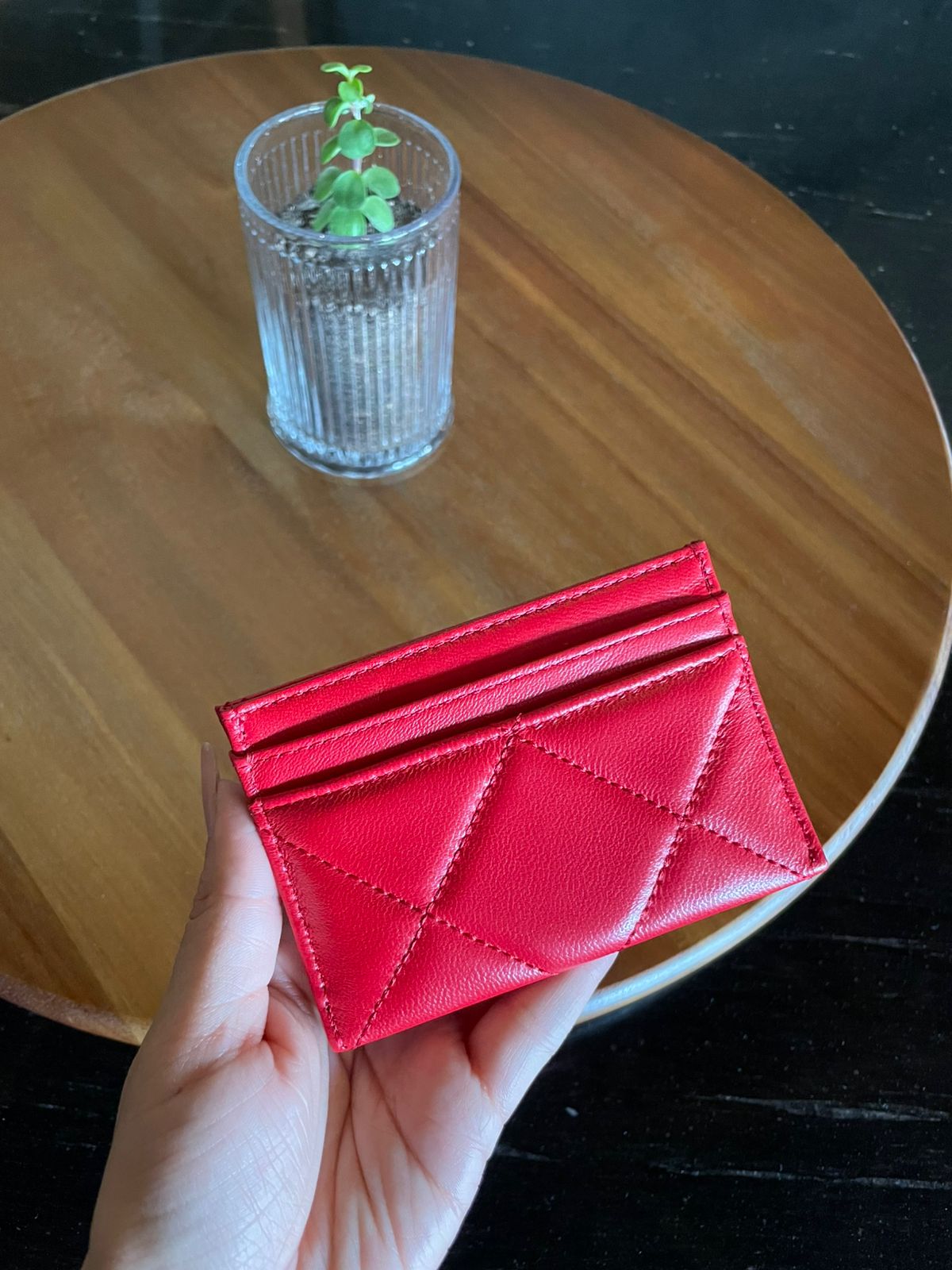 tarjetero rojo