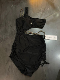traje de baño cadena