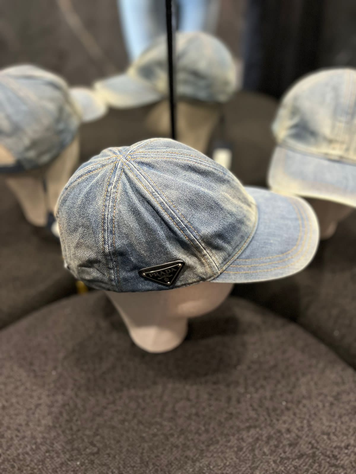 Gorra Prada