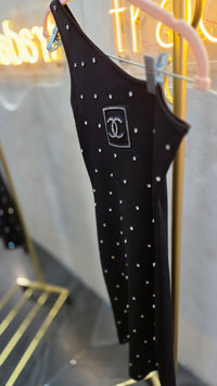 Vestido negro cristales