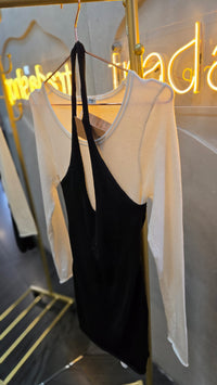 Vestido negro con blanco