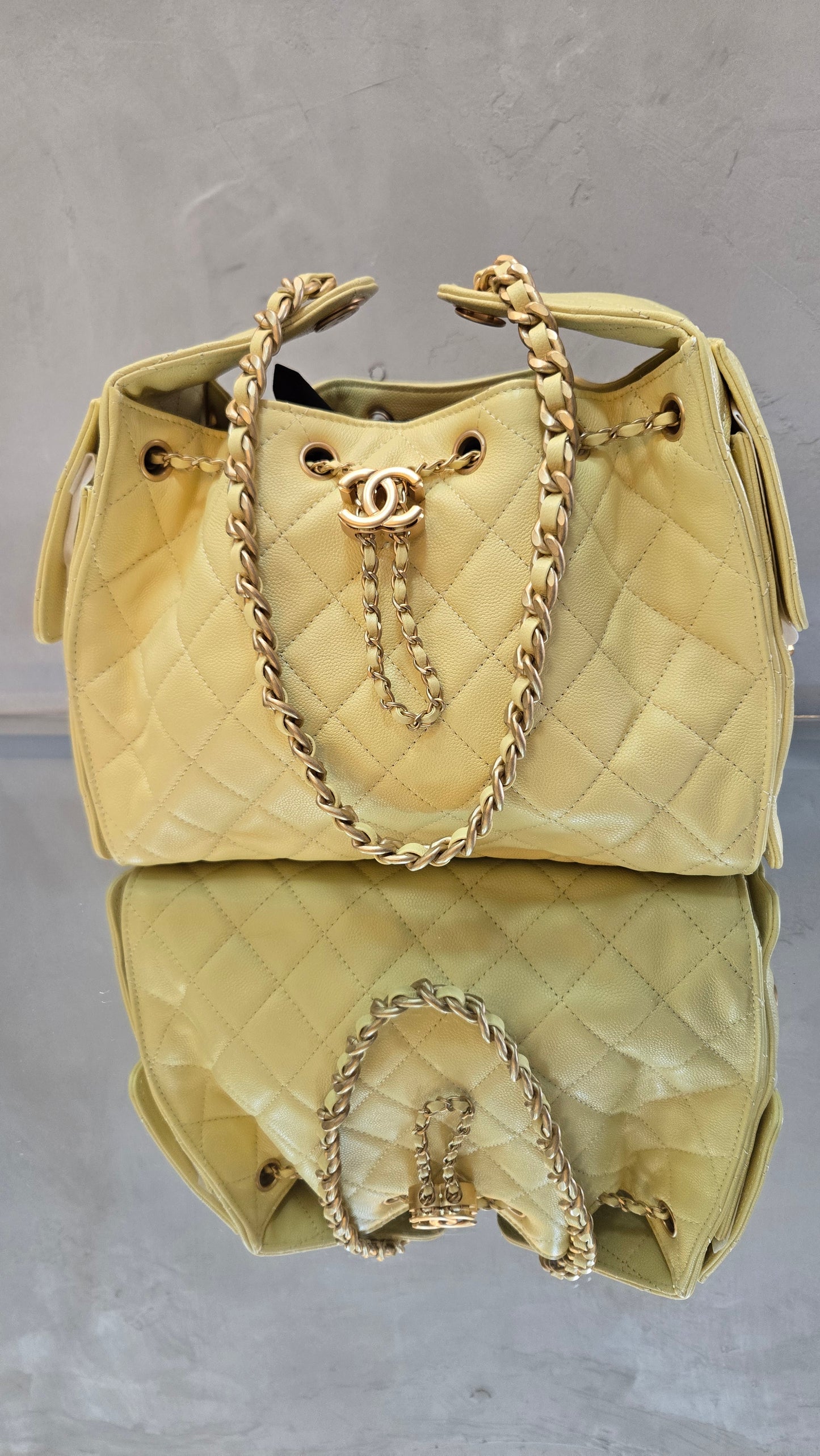 Bolsa amarilla